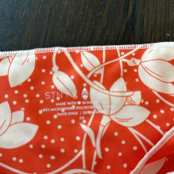 Stone Fox Swim Print Java Bikini Top - Picture 4 of 4